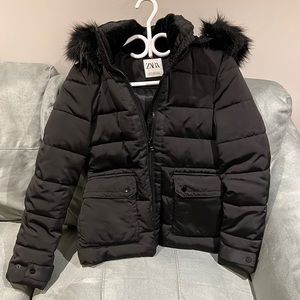 Black Lightweight Puffer Jacket